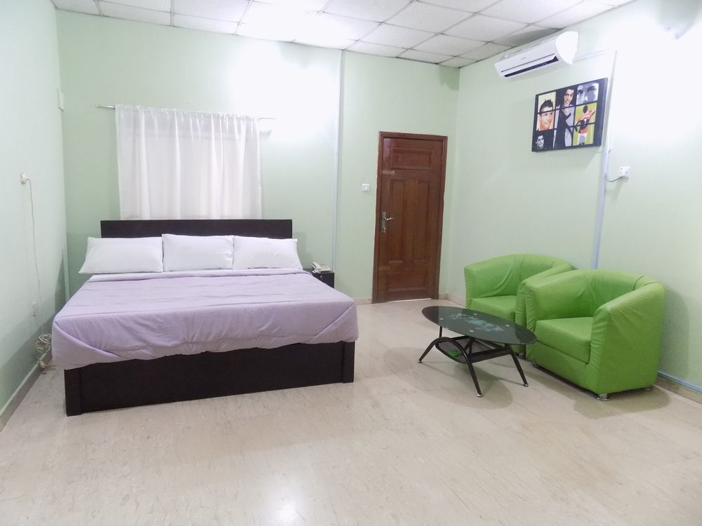 Posh Hotel And Suites Ikeja Ngoại thất bức ảnh