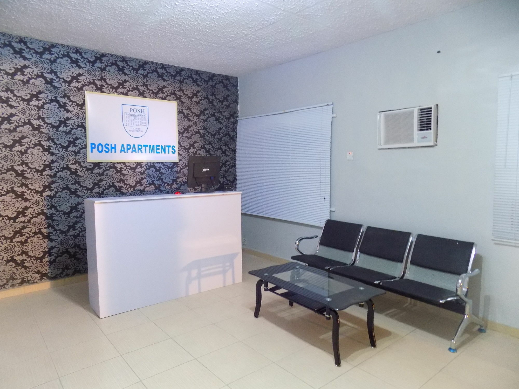 Posh Hotel And Suites Ikeja Ngoại thất bức ảnh